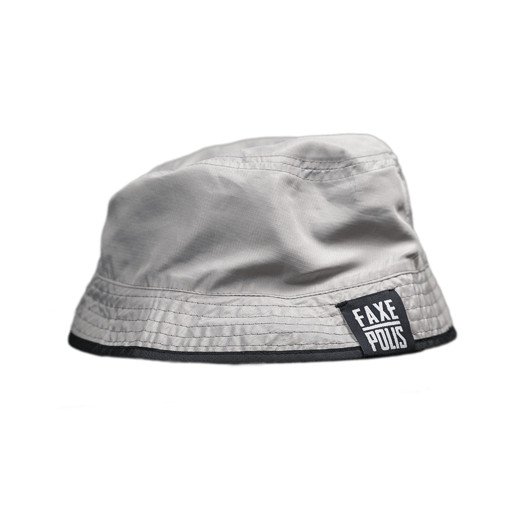 "BUCKET HAT"
